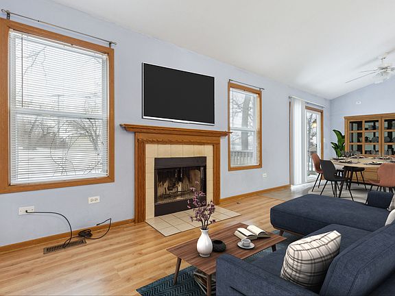 5th image of 1518 Golden Oak Dr
