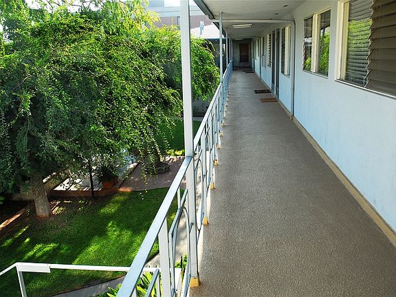 4th image of 251 N El Molino Ave APT 15