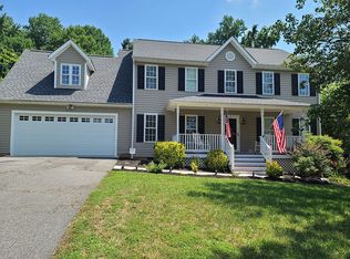 14201 Lyndhurst Dr, Chester, VA 23831