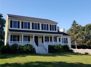 25 Sloop St, Jamestown, RI 02835