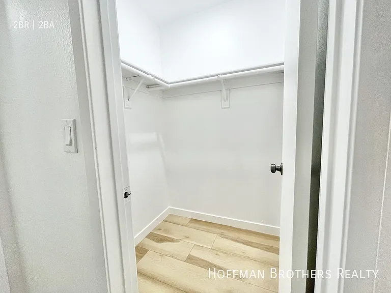 14011 S Budlong Ave #204 — Photo 11