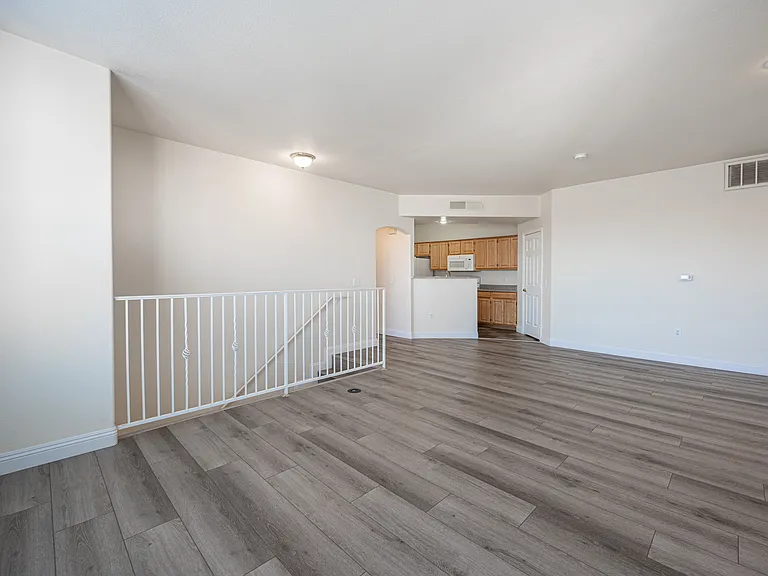 8555 W Russell Rd #2062 — Photo 11