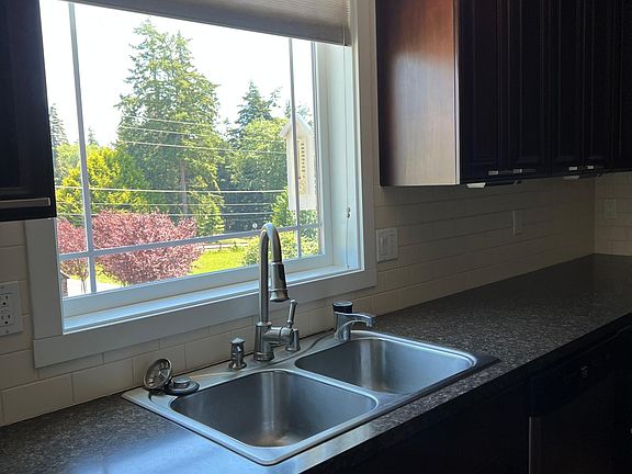 3rd image of 4167 Imperial Ln