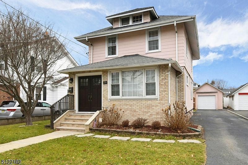 28 Chestnut Ave, Rochelle Park, NJ 07662 Zillow