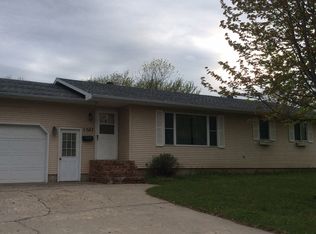 1037 Sunset Blvd, Hawley, MN 56549