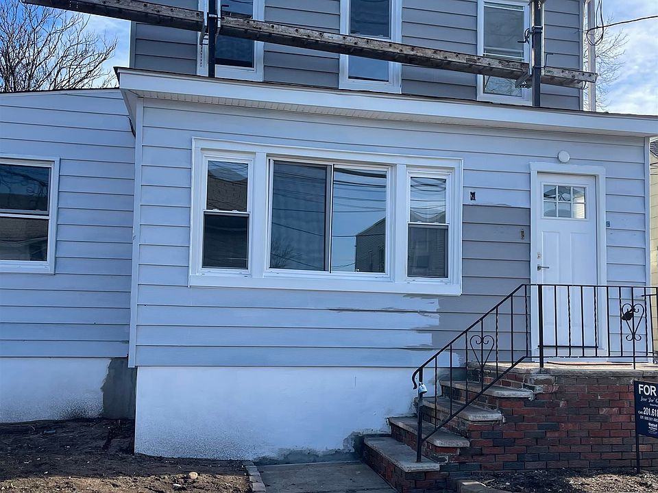 1st image of 308 Lincoln Ave Floor 2