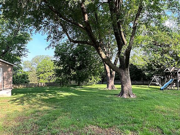 2nd image of 1783 S 49th Pl