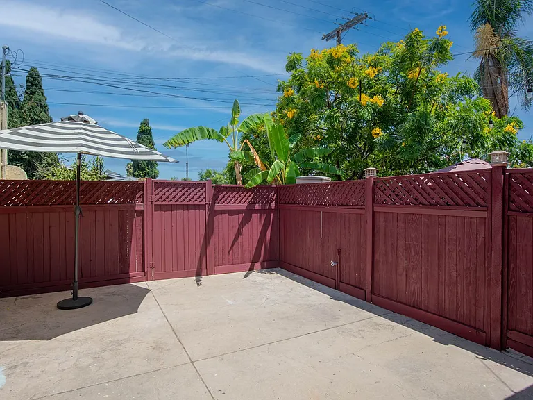 3043 Myrtle Ave — Photo 14