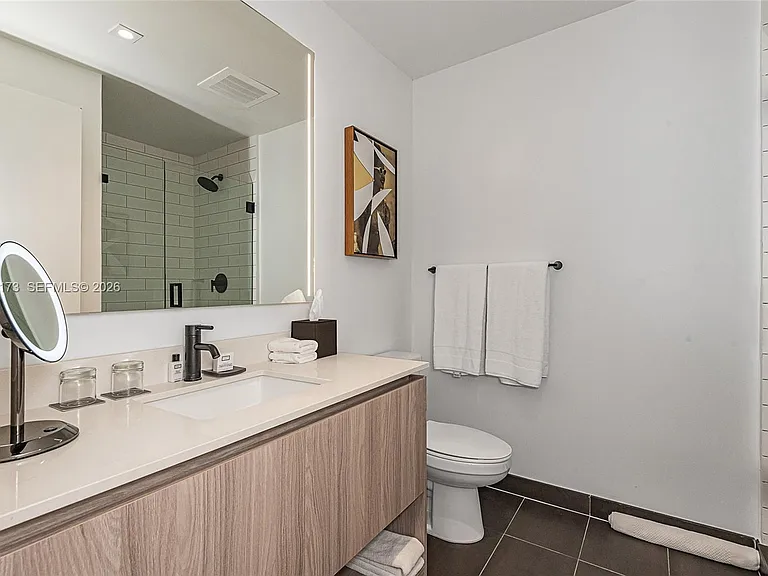 398 NE 5th St #4512 — Photo 21