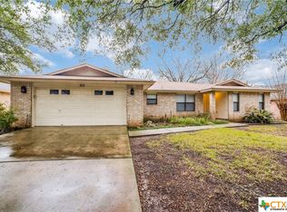 717 Running Crk, Seguin, TX 78155