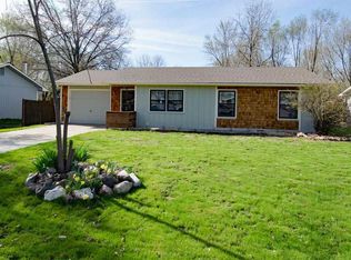 836 Locust St, Lawrence, KS 66044