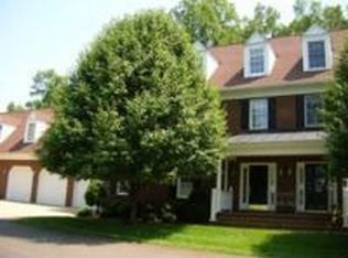 4004 Corbin Hall Ln, Fredericksburg, VA 22408