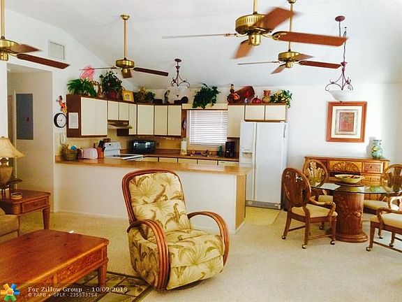 4th image of 31041 Hollerich Dr