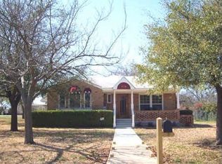203 N Casa Grande Cir, Duncanville, TX 75116