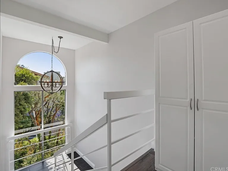 5323 Coldwater Canyon Ave #A — Photo 9