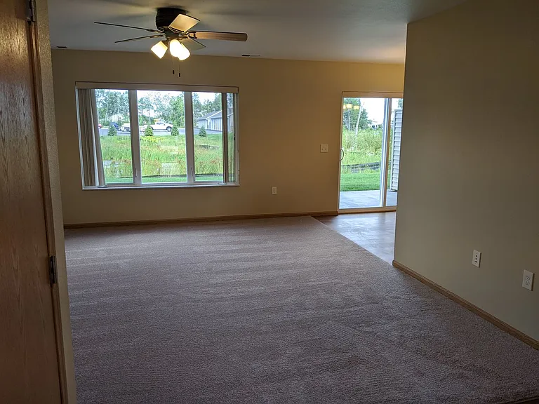 14306 Forest Dr — Photo 3
