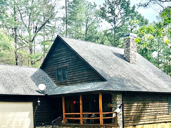 2nd image of 199 Camelia Ln