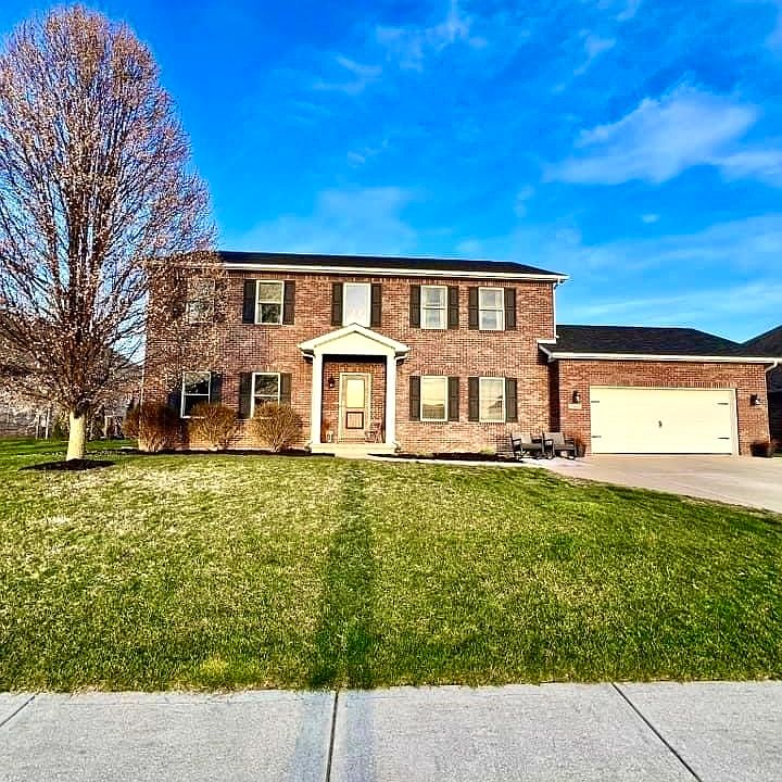 1st image of 2421 Turnberry Dr