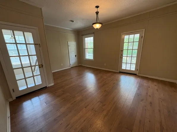 664 W 2nd St, Winston Salem, NC 27101