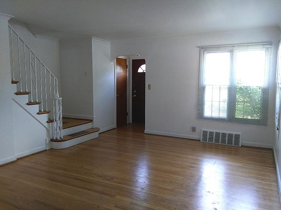 4th image of 1419 N Harlem Ave APT A