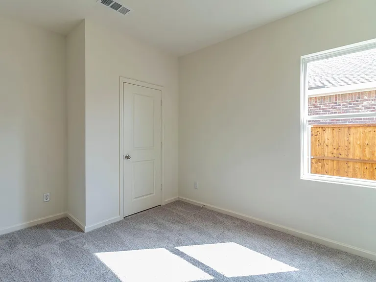 1862 McCree St — Photo 16