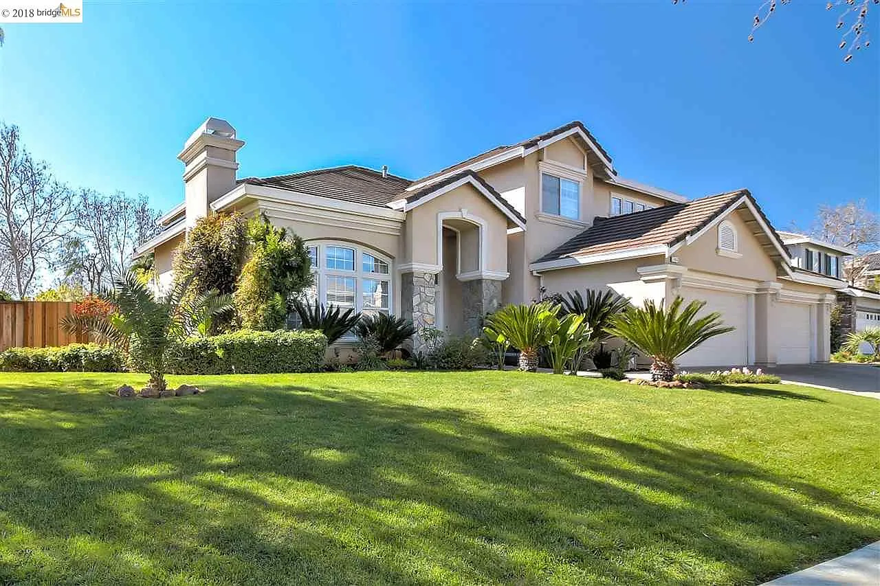 705 Garland Way photo 1