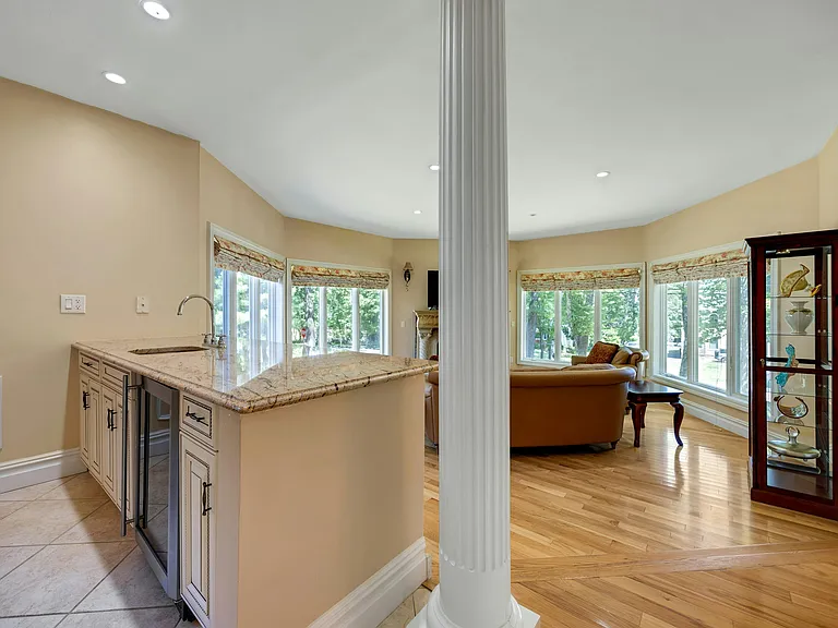 252 Mabel Pl — Photo 19
