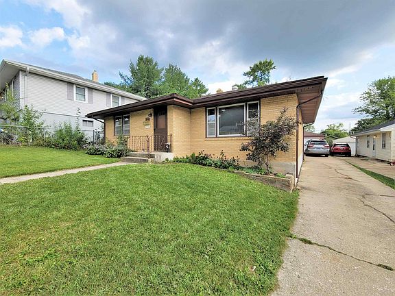 2nd image of 3407 Michael Dr