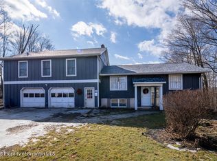 312 Marshall Squier Rd, Nicholson, PA 18446