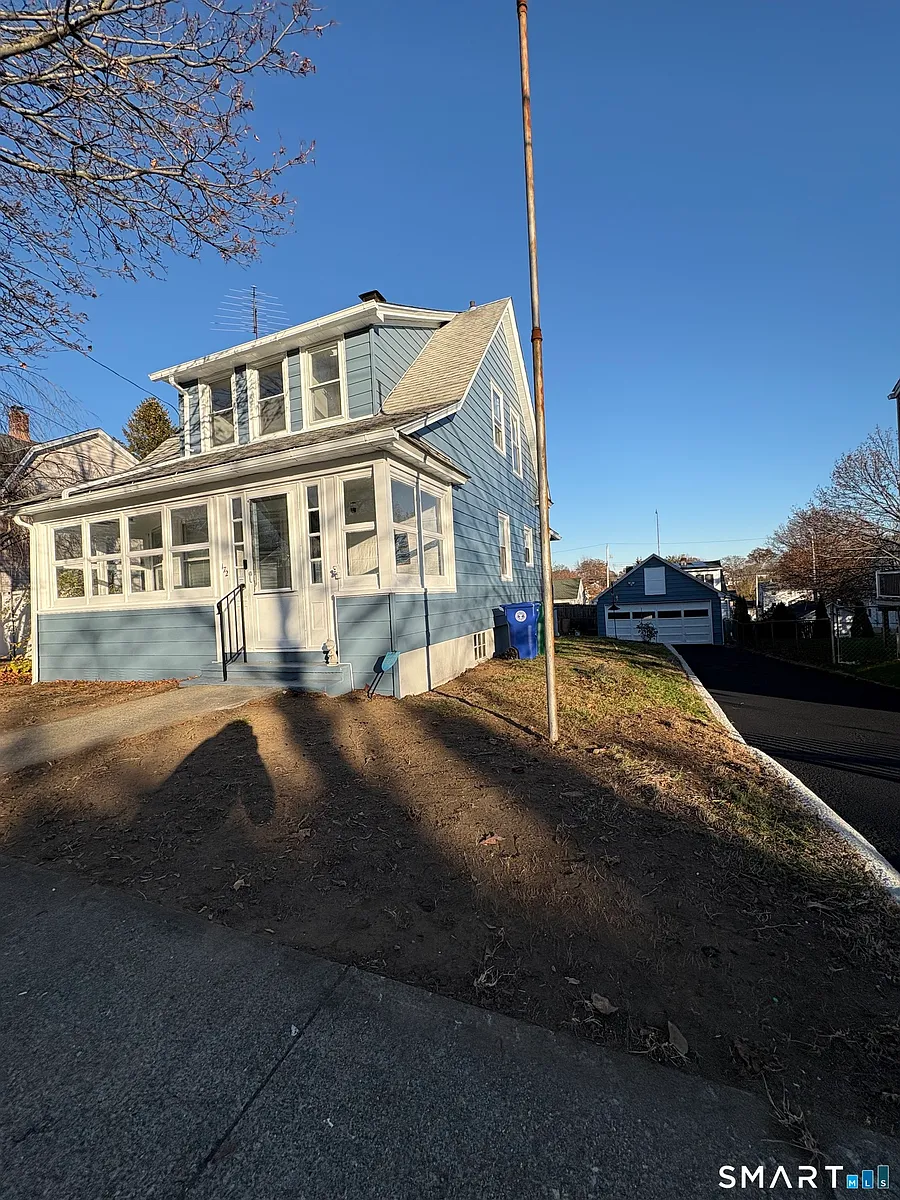 Building Photo - 172 Swanson Ave