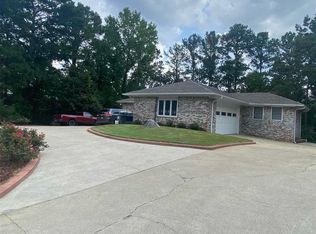 2614 Linger Ln, Birmingham, AL 35226