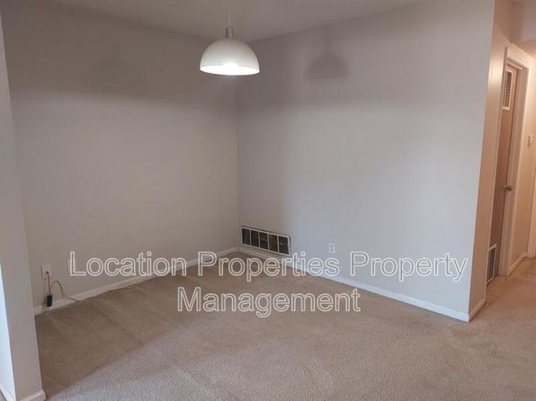 3810 Overland Dr #1, Lawrence, KS 66049
