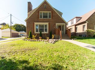 4021 N Montreal St, Milwaukee, WI 53216