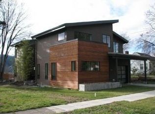 9744 N Willamette Blvd, Portland, OR 97203