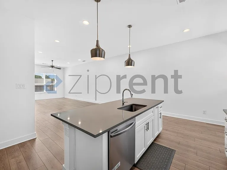 2802 Addison Park Ln — Photo 19