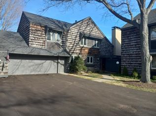 2106 3rd St, Kenosha, WI 53140