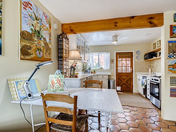 5th image of 529 E Alameda St #10