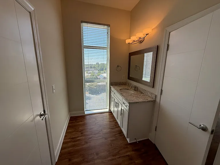 196 W Main St #6 — Photo 6