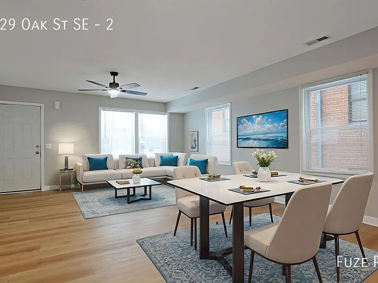 629 Oak St SE #2 — Photo 3