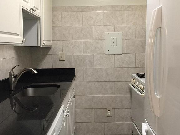 4th image of 11801 Rockville Pike APT 1615
