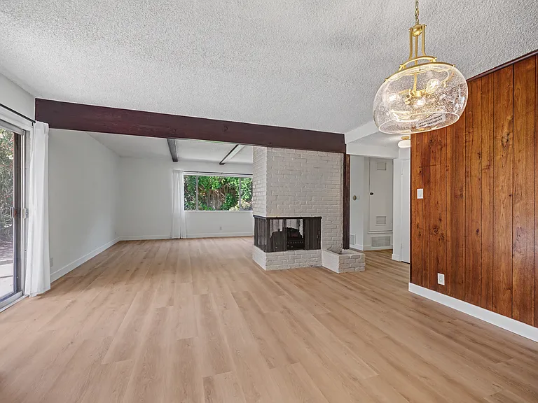 4413 Canoga Dr — Photo 31
