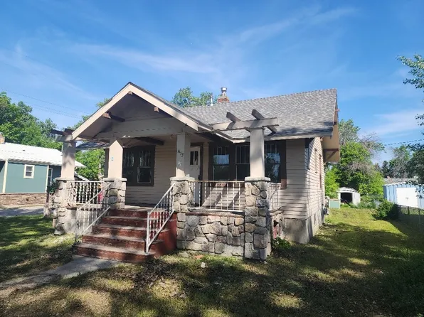 413 1st St NE, Choteau, MT 59422