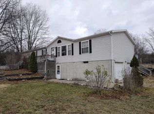 11808 N Amber Rd, Manistee, MI 49660