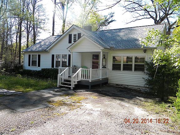 5th image of 233 Wildwood Cir