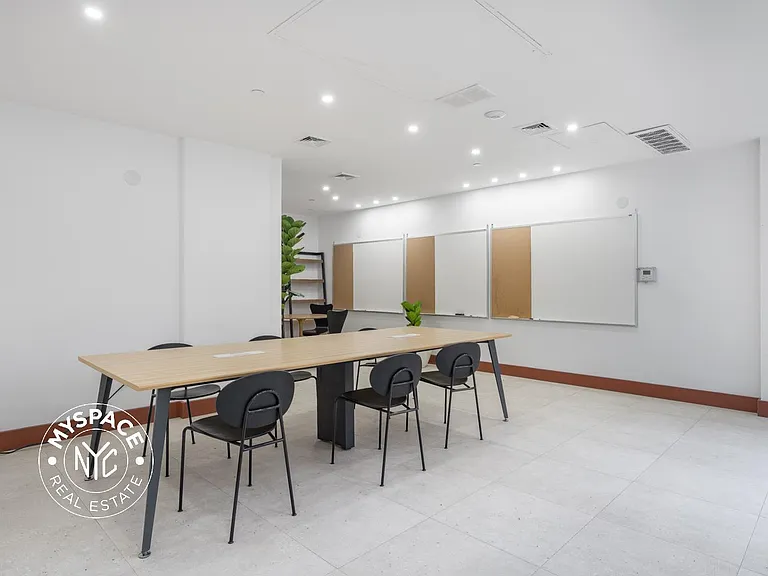 58 Vanderbilt Ave #10M — Photo 21