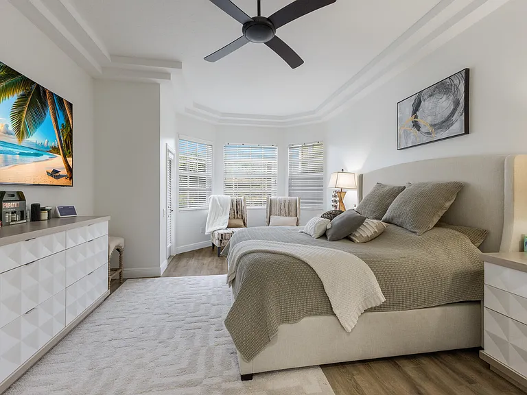 9405 Boxthorn Pl — Photo 64