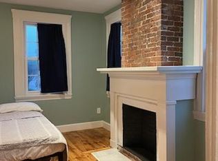 33 High St, Saco, ME 04072