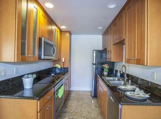 3110 Via Alicante UNIT J, La Jolla, CA 92037