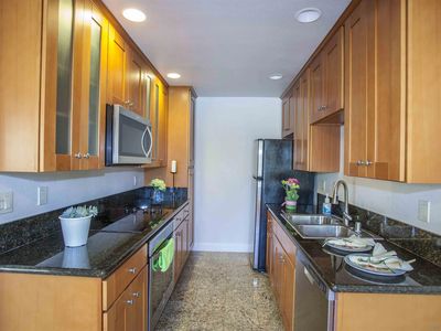 3110 Via Alicante UNIT J, La Jolla, CA, 92037