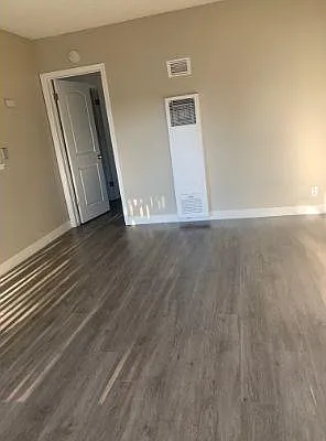 Borchard Apartments — Photo 4